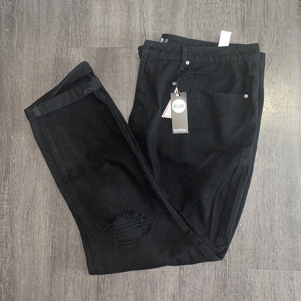 New Boohoo jeans size 22